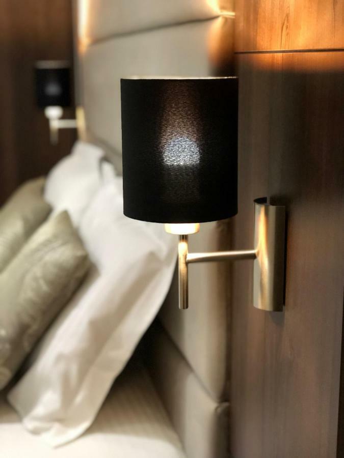 Aria Royal Apartment Belgrad Exteriör bild
