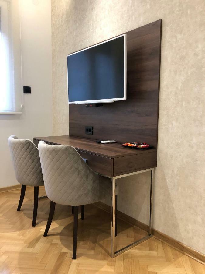 Aria Royal Apartment Belgrad Exteriör bild