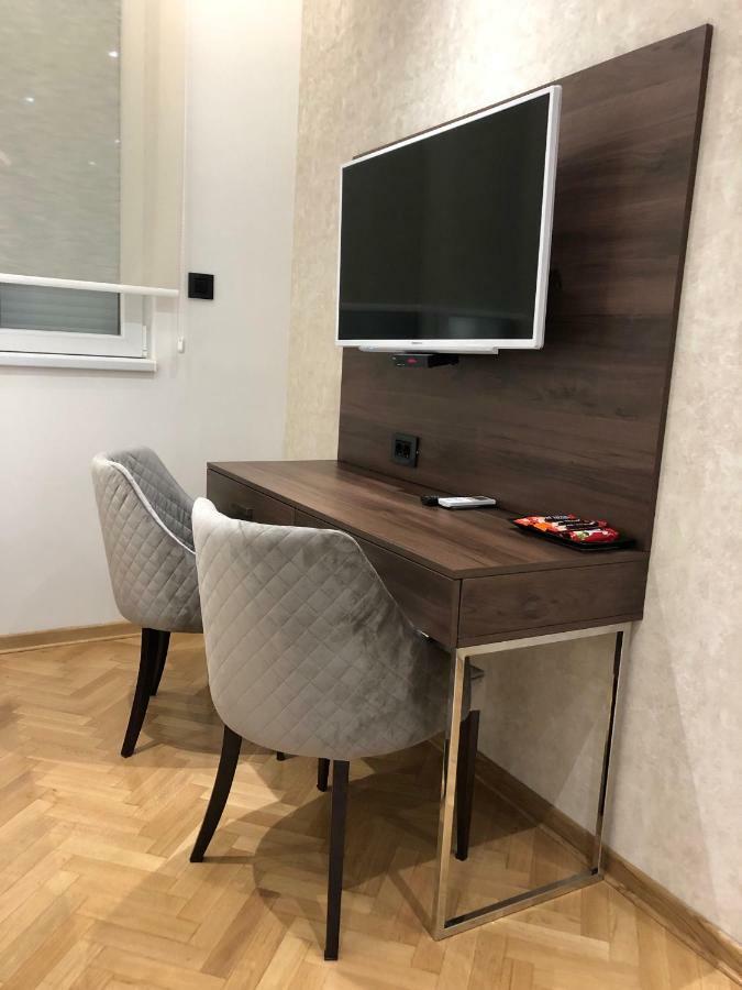 Aria Royal Apartment Belgrad Exteriör bild