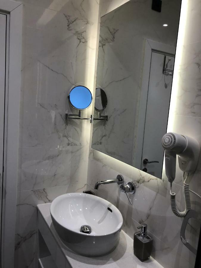 Aria Royal Apartment Belgrad Exteriör bild