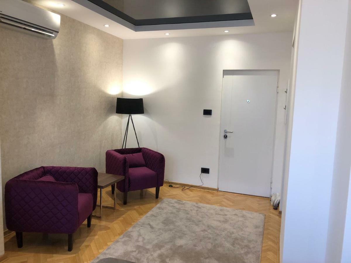 Aria Royal Apartment Belgrad Exteriör bild